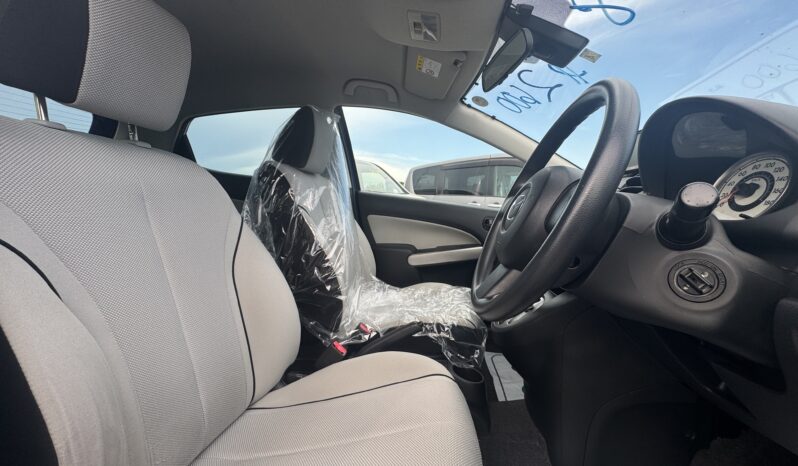 
								2008 Mazda Demio full									
