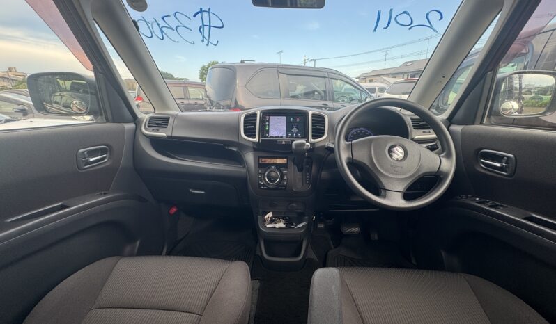 
								2011 Suzuki Solio full									