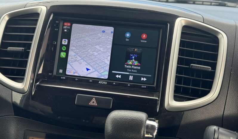 
								2011 Suzuki Solio full									