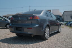 
										2010 Mitsubishi Galant full									