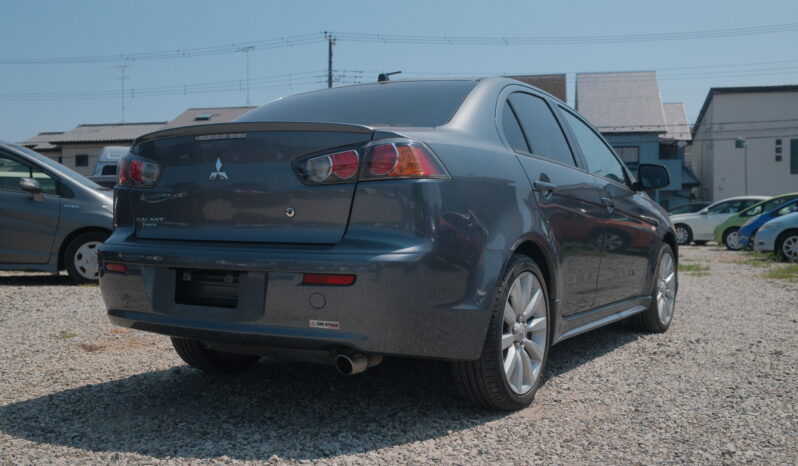
								2010 Mitsubishi Galant full									