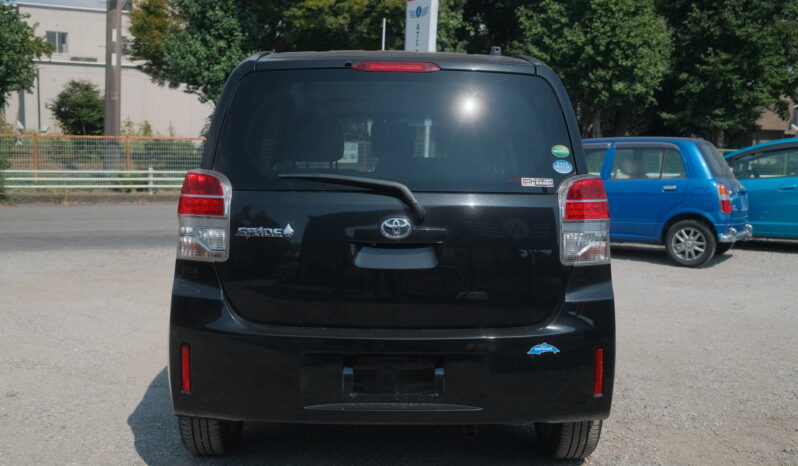 
								2013 Toyota Spade full									