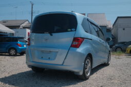 
										2008 Honda Freed full									
