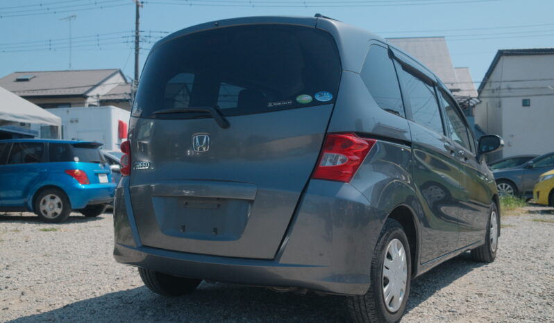 
								2010 Honda Freed full									