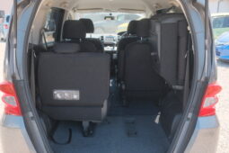 
										2010 Honda Freed full									