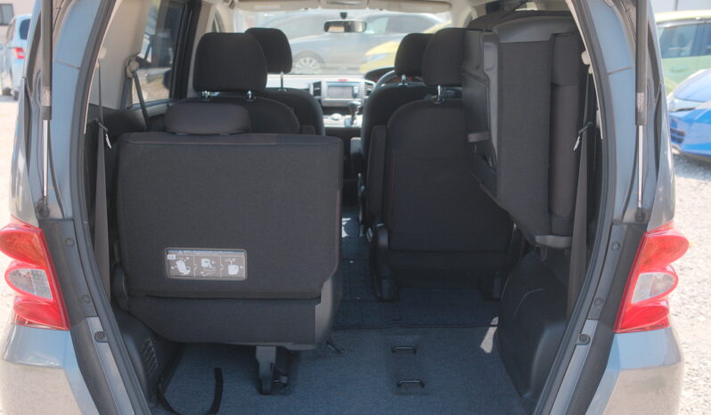 
								2010 Honda Freed full									