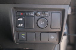 
										2010 Honda Freed full									