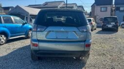 
Mitsubishi Outlander 2006 full									