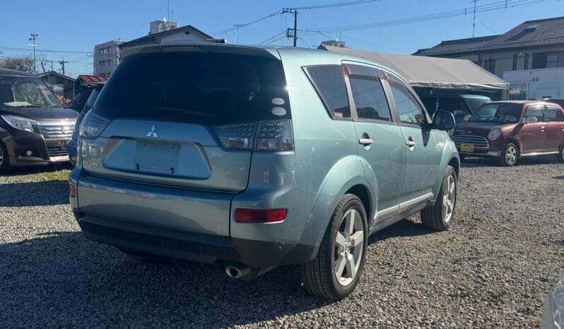 
Mitsubishi Outlander 2006 full									