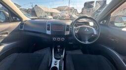 
Mitsubishi Outlander 2006 full									