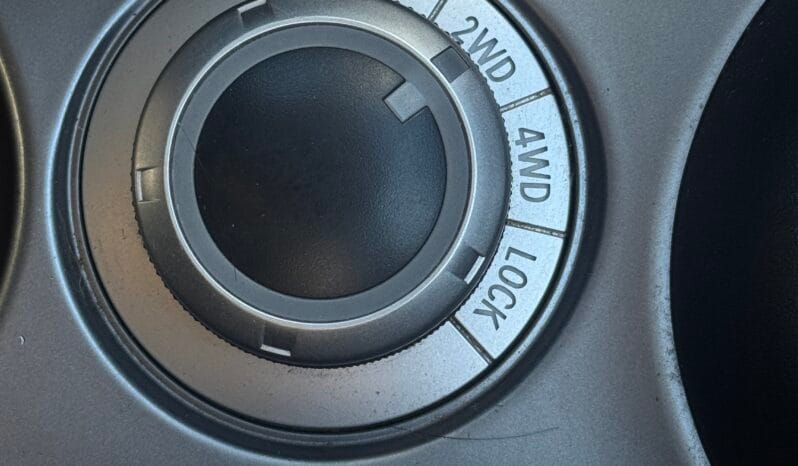 
Mitsubishi Outlander 2006 full									