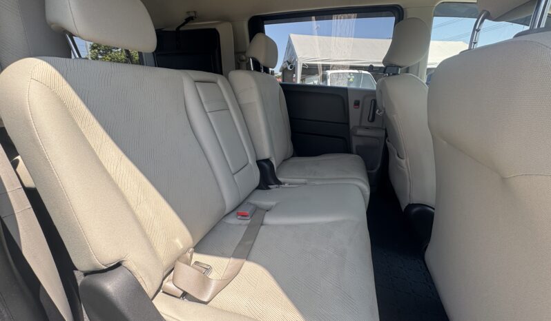 
								2008 Honda Freed full									