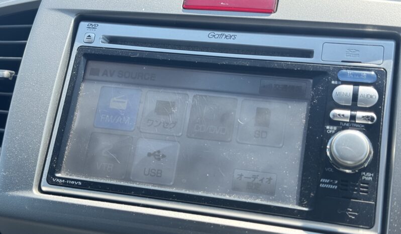 
								2010 Honda Freed full									
