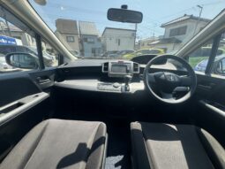 
										2010 Honda Freed full									
