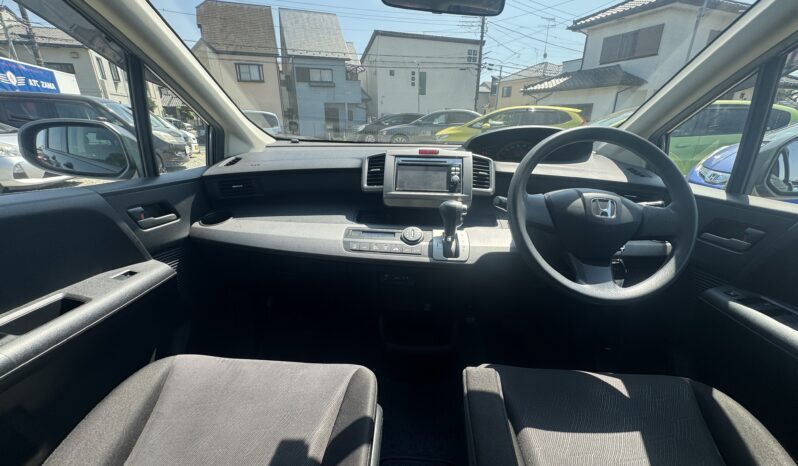 
								2010 Honda Freed full									
