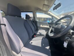 
										2010 Honda Freed full									