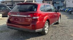 
2010 Subaru Outback full									