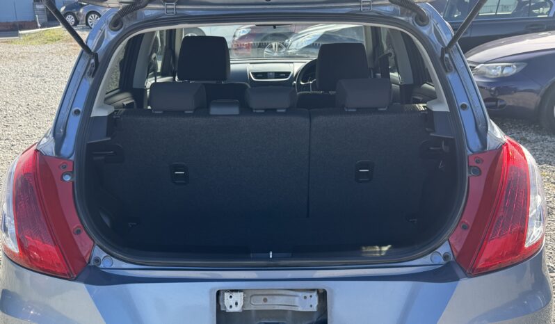 
								2013 Suzuki Swift full									