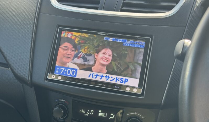 
								2013 Suzuki Swift full									