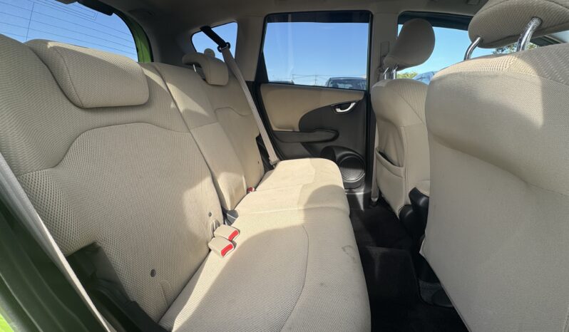 
								2011 Honda Fit Hybrid full									