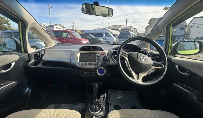 
								2011 Honda Fit Hybrid full									