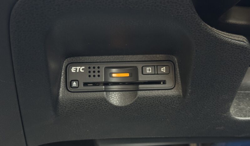 
								2011 Honda Fit Hybrid full									