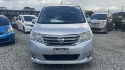 
										2010 Nissan Serena full									
