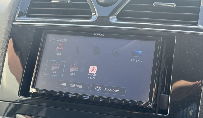 
								2010 Nissan Serena full									