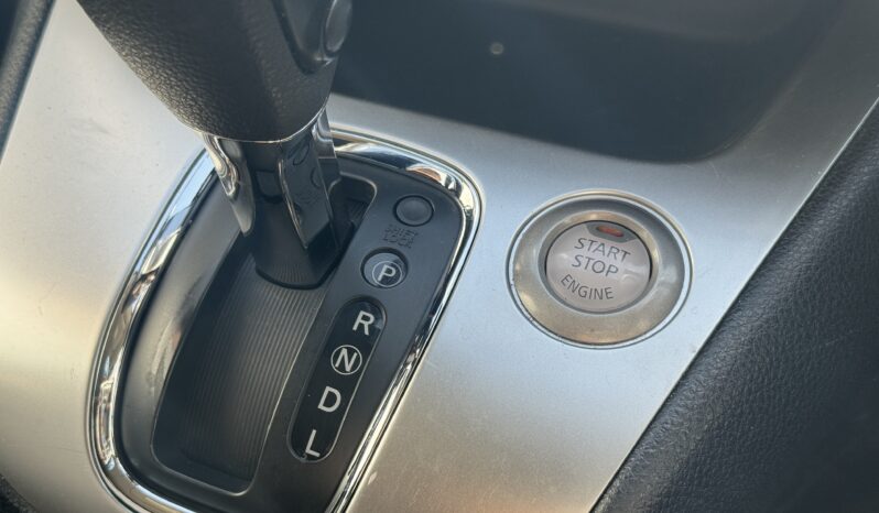 
								2010 Nissan Serena full									