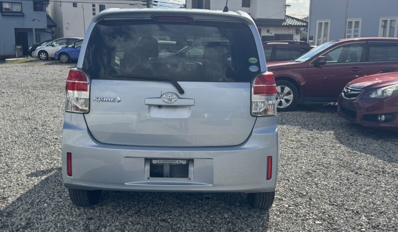 
								2012 Toyota Spade full									