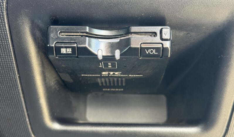 
								2012 Toyota Spade full									