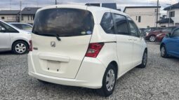 
										2008 Honda Freed full									