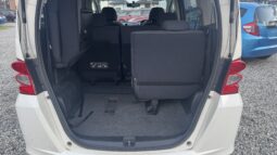 
										2008 Honda Freed full									