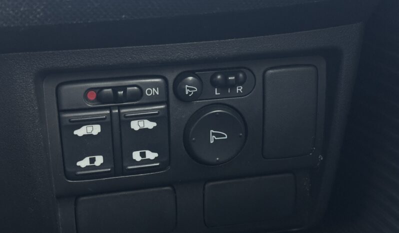 
								2008 Honda Freed full									