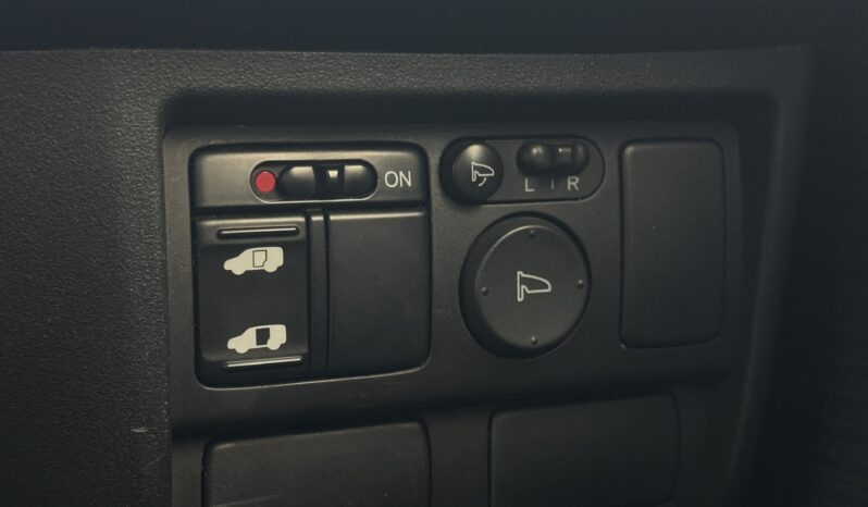 
								2010 Honda Freed full									