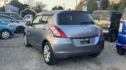 
										2013 Suzuki Swift full									
