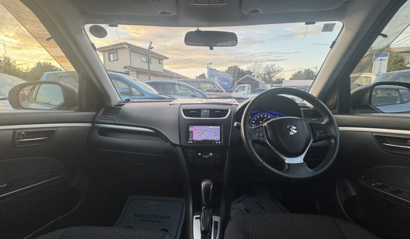 
								2013 Suzuki Swift full									