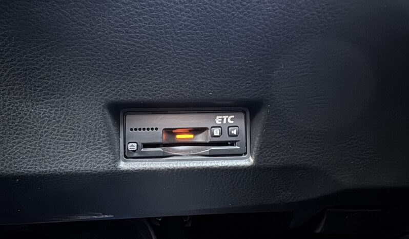 
								2013 Suzuki Swift full									