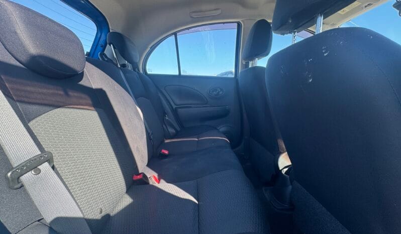 
2011 Nissan March full									