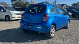 
2011 Nissan March full									