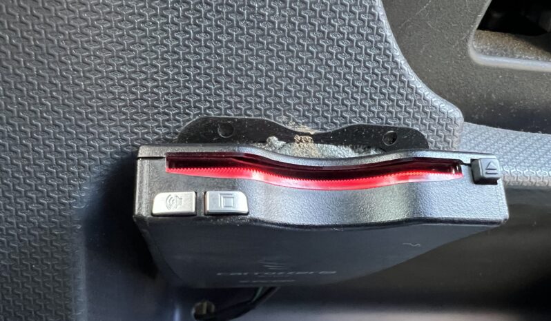 
2012 Suzuki Solio full									