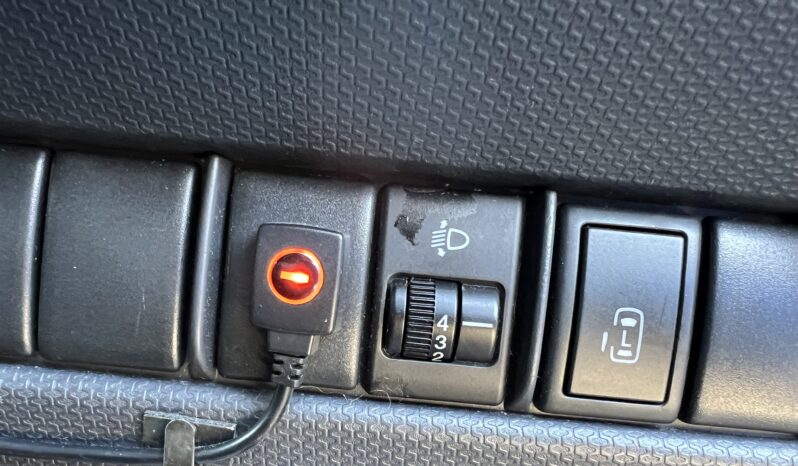 
2012 Suzuki Solio full									