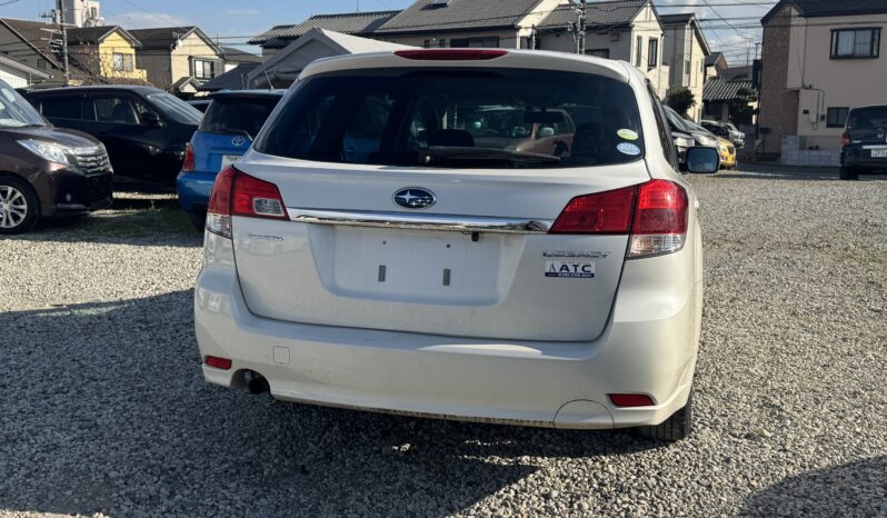 
								2010 Subaru Legacy Wagon full									