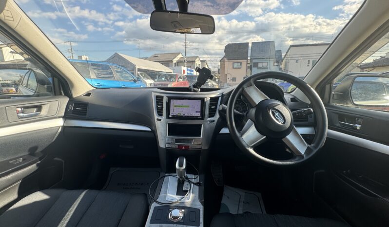 
								2010 Subaru Legacy Wagon full									