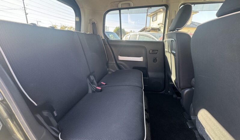 
								2015 Suzuki Hustler full									