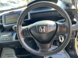 
2009 Honda Freed full									