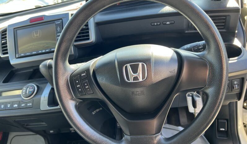 
2009 Honda Freed full									