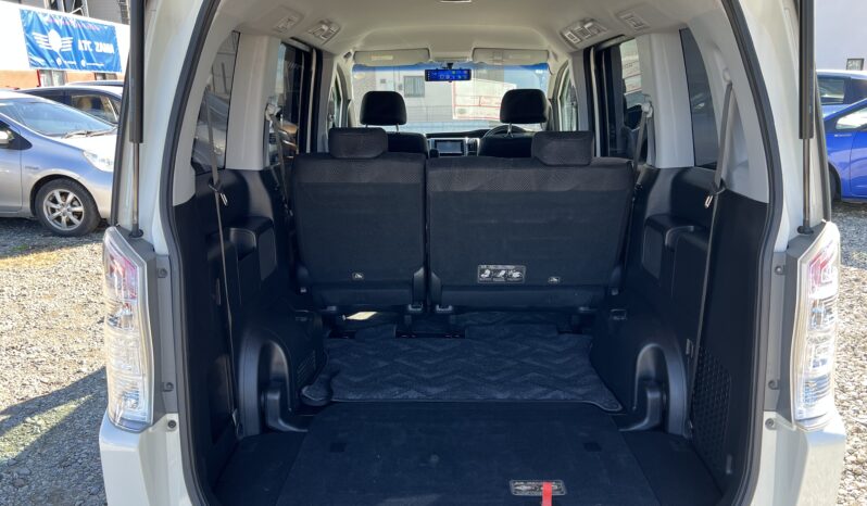 
								2010 Stepwagon Spada full									