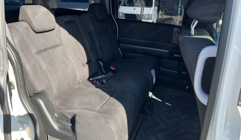 
								2010 Stepwagon Spada full									