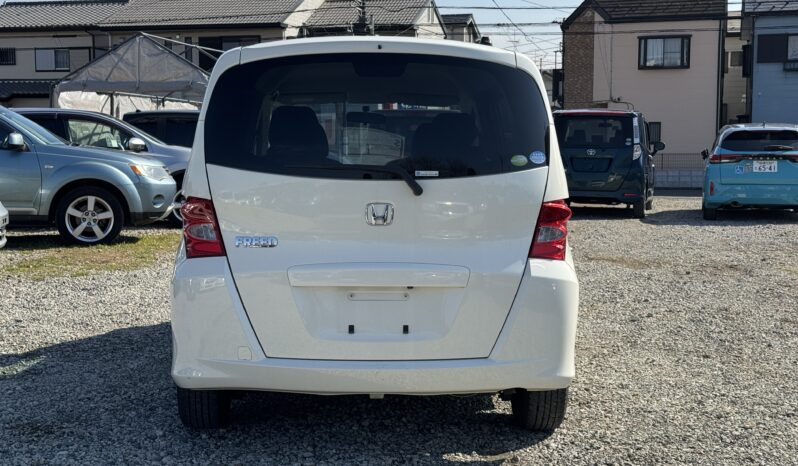
2009 Honda Freed full									